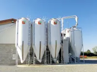 SILO EN FIBRE DE VERRE AVICOLE