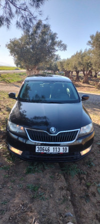 voitures-skoda-rapid-2013-el-hachimia-bouira-algerie