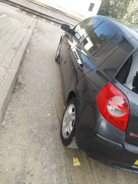 voitures-renault-clio-3-2007-hammedi-boumerdes-algerie