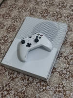 xbox-one-s-1t-neuf-1010-caba-europe-manette-original-des-jeux-installe-ain-naadja-alger-algerie