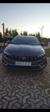 voitures-fiat-tipo-sedan-2024-life-el-oued-algerie