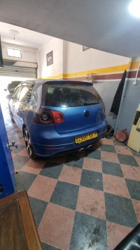 voitures-volkswagen-golf-5-2004-r32-iflissen-tizi-ouzou-algerie