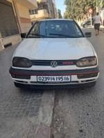 voitures-volkswagen-golf-3-1995-gti-baraki-alger-algerie