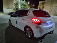 voitures-peugeot-208-2016-allure-facelift-bordj-bou-naama-tissemsilt-algerie