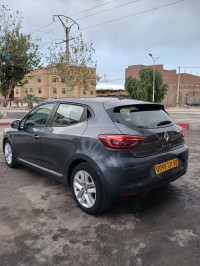 voitures-renault-clio-5-2021-business-khenchela-algerie