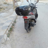 motos-scooters-sym-st-2022-constantine-algerie