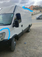 fourgon-iveco-2011-bordj-bou-arreridj-algerie