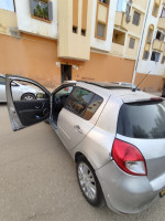 citadine-renault-clio-3-2010-night-day-souidania-alger-algerie