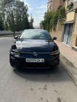 voitures-volkswagen-golf-8-2024-r-line-constantine-algerie