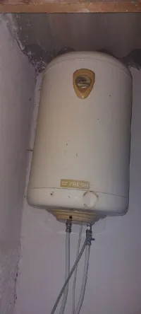 سخان الماء كهربائي 
