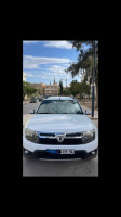 voitures-dacia-duster-2013-ambiance-bordj-bou-arreridj-algerie