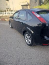 سيارات-ford-focus-4-portes-2007-المحمدية-الجزائر