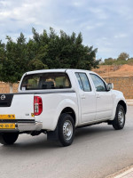 voitures-nissan-navara-2015-elegance-4x2-mostaganem-algerie