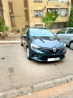 voitures-renault-clio-5-2021-business-es-senia-oran-algerie