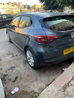 voitures-renault-clio-5-2021-business-es-senia-oran-algerie