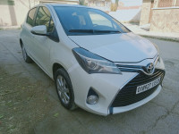 voitures-toyota-yaris-2015-touch-active-batna-algerie