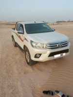 pickup-toyota-hilux-2017-rivo-el-oued-algerie