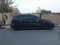 voitures-volkswagen-golf-5-2006-carat-zeralda-alger-algerie