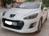 voitures-peugeot-308-2012-msila-algerie