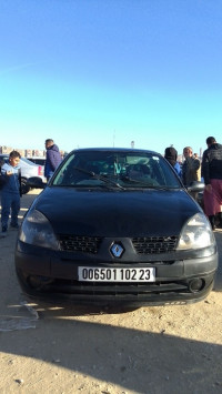 voitures-renault-clio-2-2002-annaba-algerie