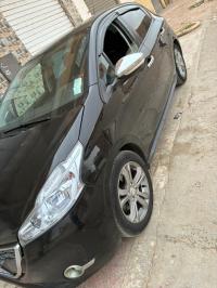 سيارات-peugeot-208-2013-بسكرة-الجزائر
