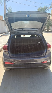 voitures-hyundai-i20-2019-ouargla-algerie