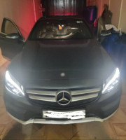 berline-mercedes-classe-c-2015-220-amg-line-blida-algerie