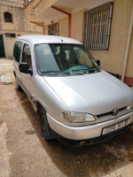 commerciale-peugeot-partner-2001-bouira-algerie