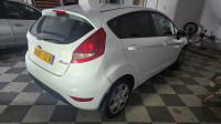 voitures-ford-fiesta-2013-city-alger-centre-algerie