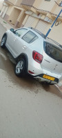 voitures-dacia-sandero-2017-stepway-tiaret-algerie