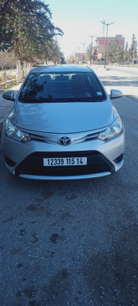 voitures-toyota-yaris-sedan-2015-style-mahdia-tiaret-algerie