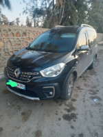 voitures-renault-kangoo-2024-el-affroun-blida-algerie