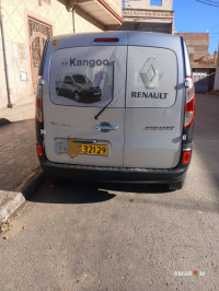 voitures-renault-kangoo-2021-mascara-algerie