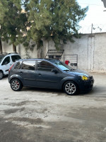 voitures-ford-fiesta-2008-ghia-ouled-fayet-alger-algerie