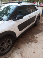 voitures-citroen-c4-cactus-2017-shine-bouira-algerie