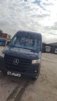 bus-sprinter-mercedes-2024-bechar-algerie