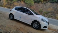 سيارات-peugeot-208-2016-allure-facelift-تنس-الشلف-الجزائر