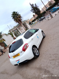 voitures-peugeot-208-2013-allure-ain-temouchent-algerie