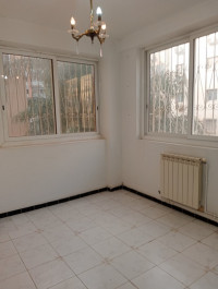 appartement-location-f4-alger-said-hamdine-algerie