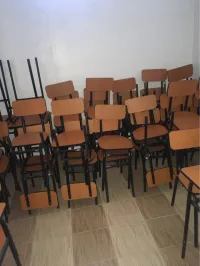 طاولات و كراسي عتاد مدرسة أو أكاديمية