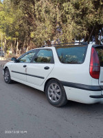 voitures-renault-laguna-1-1999-break-tlemcen-algerie