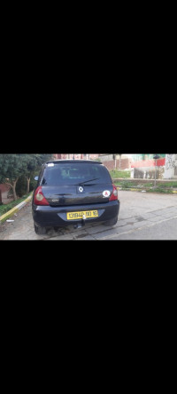 voitures-renault-clio-campus-2010-douera-alger-algerie