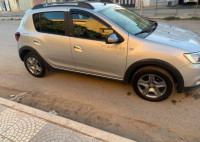 voitures-dacia-sandero-2018-stepway-saida-algerie