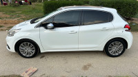 voitures-peugeot-208-2019-allure-facelift-baraki-alger-algerie