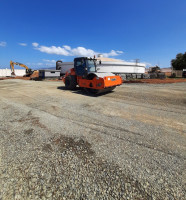 materiaux-de-construction-location-pelle-mecanique-et-camion-engins-btph-kouba-alger-algerie