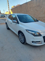 moyenne-berline-renault-megane-3-2012-safsaf-mostaganem-algerie