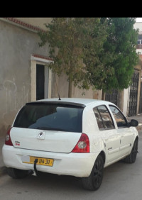 voitures-renault-clio-campus-2014-extreme-oran-algerie