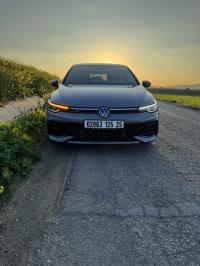 سيارات-volkswagen-golf-8-2025-r-line-عين-مليلة-أم-البواقي-الجزائر