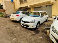 voitures-renault-clio-campus-2013-beni-messous-alger-algerie