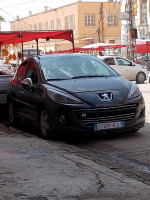 voitures-peugeot-207-2010-biskra-algerie